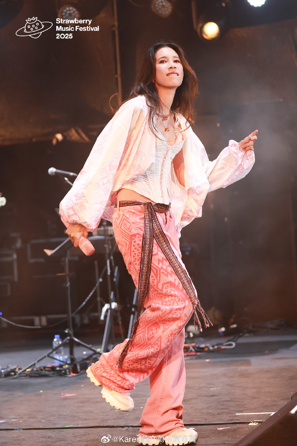 Karen Mok wearing the pink Li textile look at Strawberry Music Festival 2025