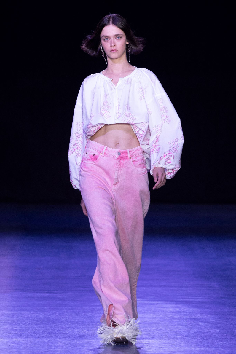 Vivienne Tam pink Li textile look on the runway